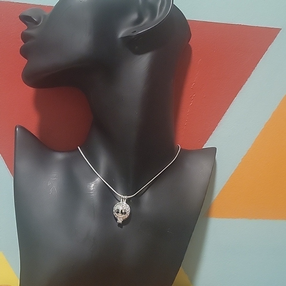 New Tree Of Life Pearl Cage Necklace 18 Inch Chain Silver Plated